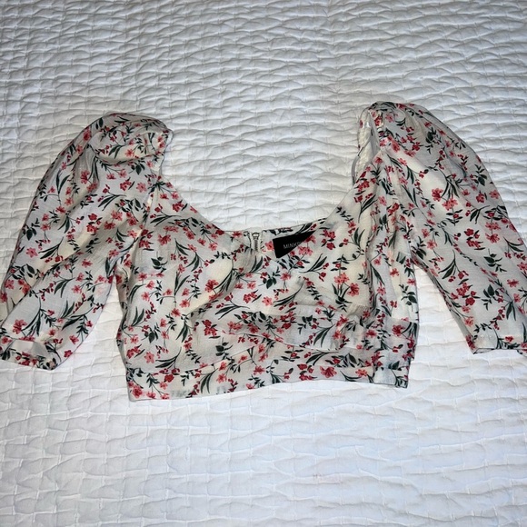 MINKPINK Floral Cropped Puff Sleeve Blouse - White and Red - Picture 1 of 4